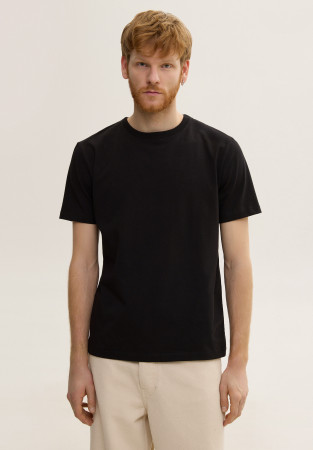 Black basic men's T-shirt (fabric density 190 g) Black basic men's T-shirt (fabric density 190 g)
